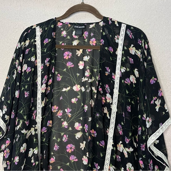 Steve Madden Floral Lace Edge Shawl-Black/White//Pink-Women’s One Size-Bohemian - Picture 6 of 7